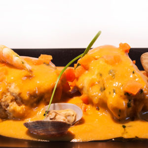 Medallones de merluza rellenos de txangurro (2 unidades)